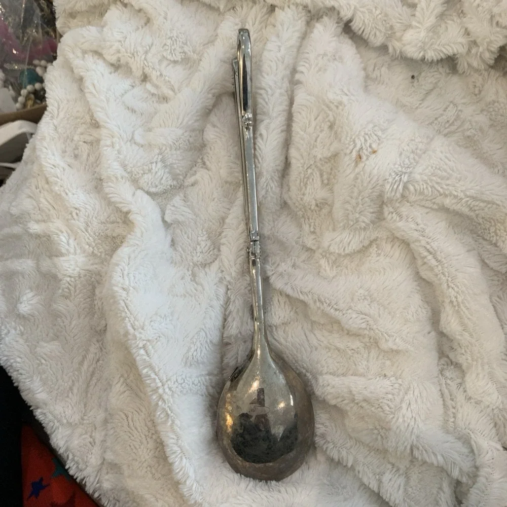VTG E.P. Zinc Silver Plated Scissor‎ Salad Tongs